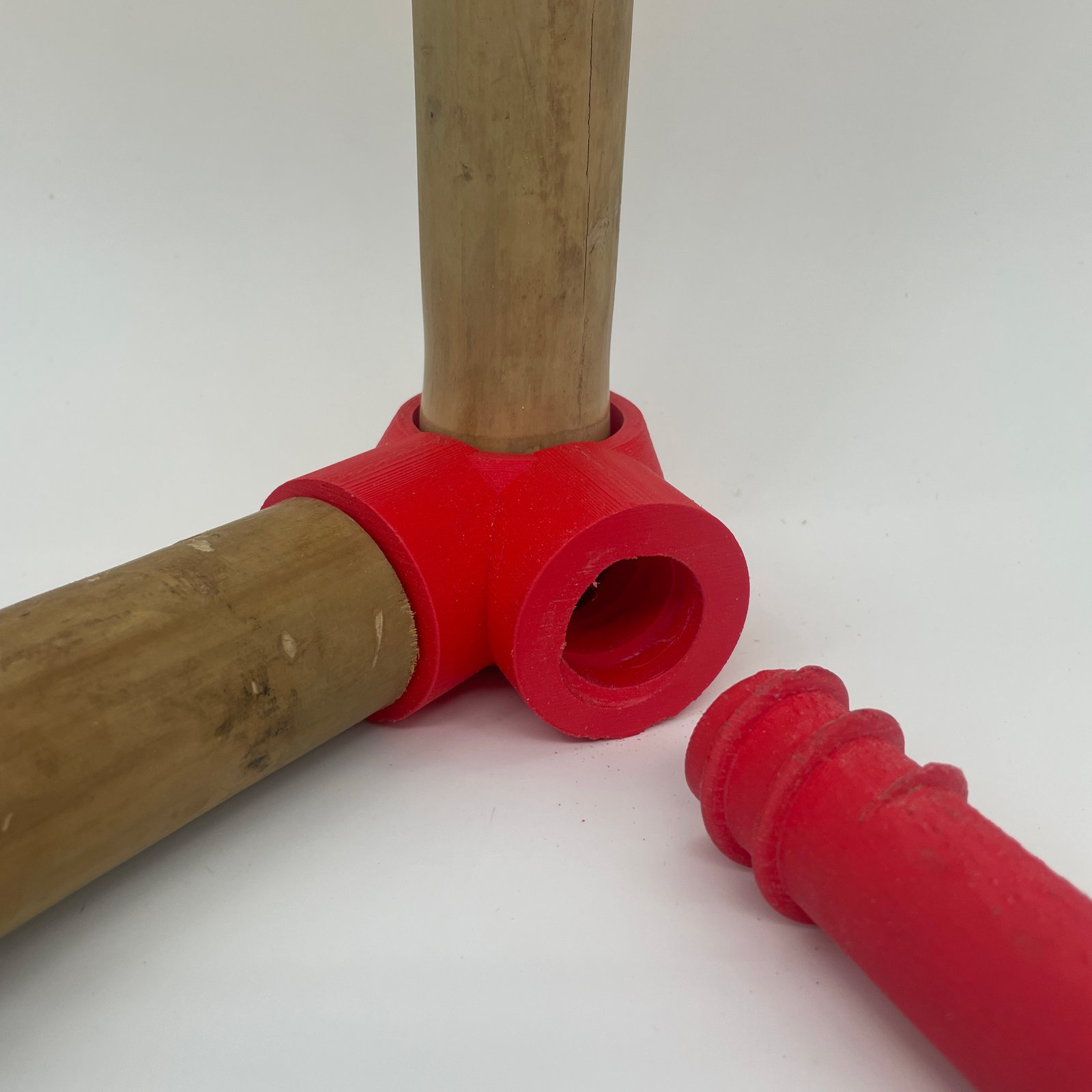 Structure Umbra installée créant de l’ombre pour un événement extérieur